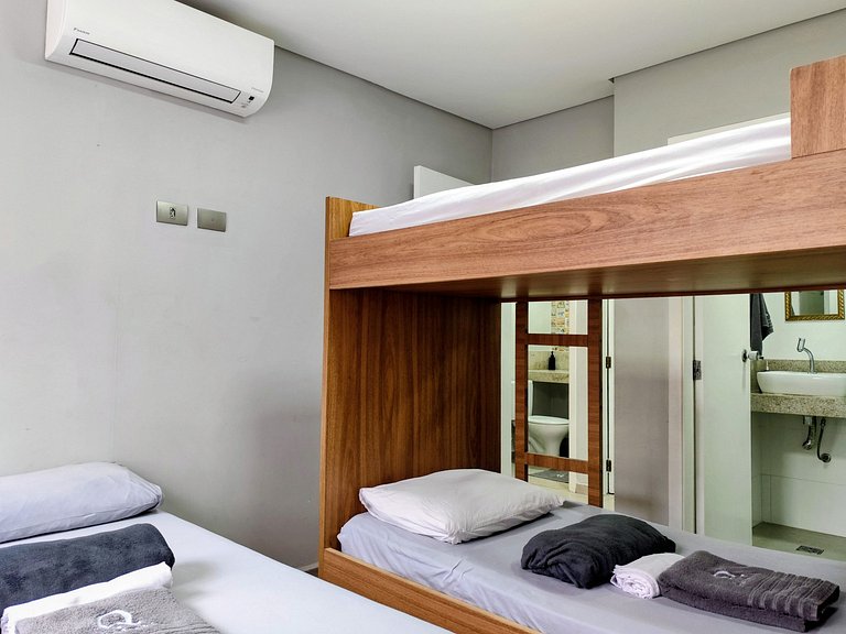 apto pé na areia praia do tombo frente ao mar bandeira azul