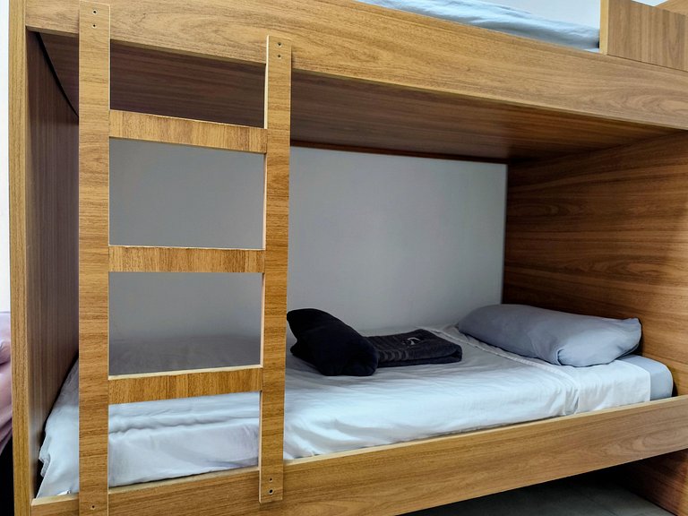 apto pé na areia praia do tombo frente ao mar bandeira azul