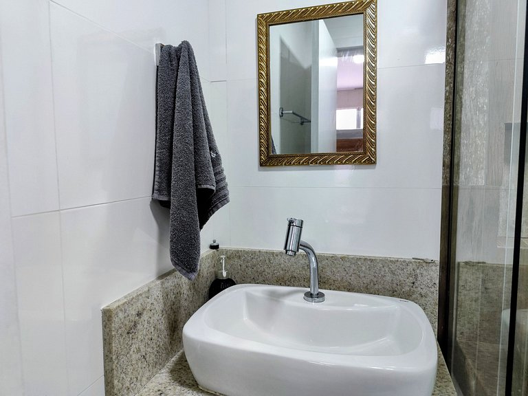 apto pé na areia praia do tombo frente ao mar bandeira azul