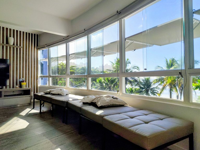 Apartamento pé na areia da praia do Tombo em Frente ao mar