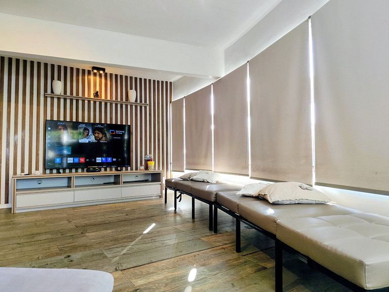 Apartamento pé na areia da praia do Tombo em Frente ao mar