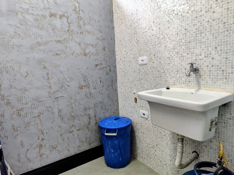 Apartamento pé na areia da praia do Tombo em Frente ao mar