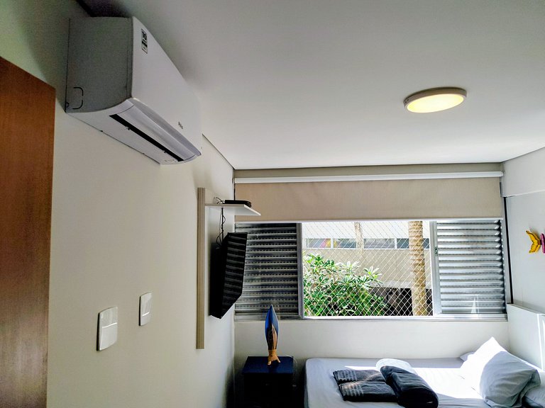 Apartamento pé na areia da praia do Tombo em Frente ao mar