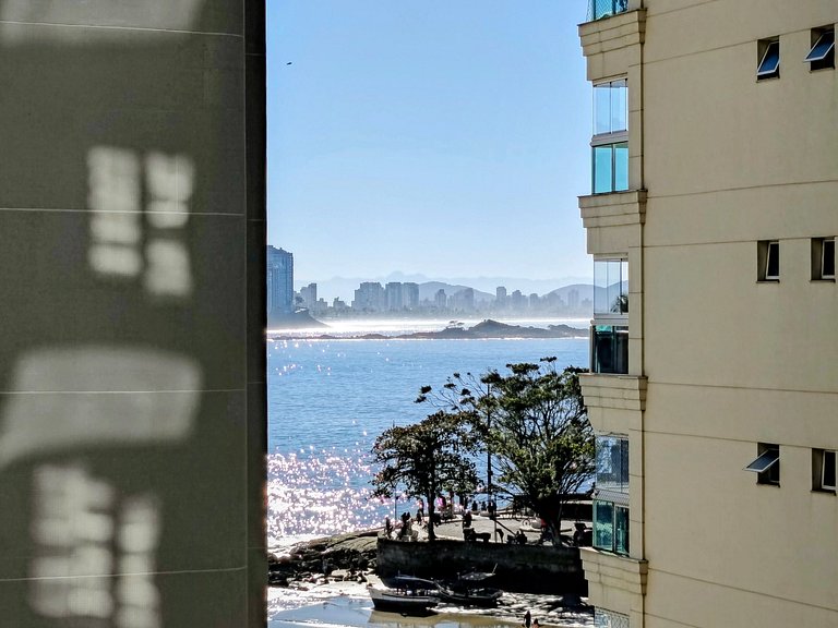 Apartamento pé na areia da praia das Astúrias Frente ao mar