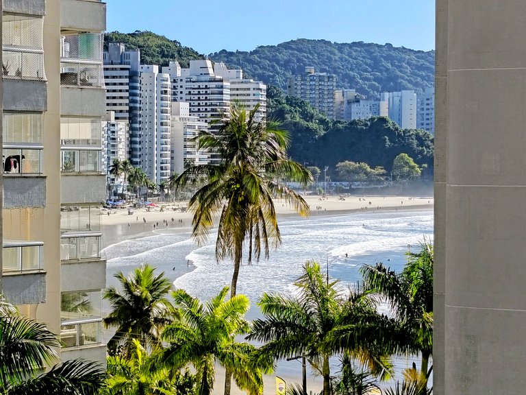 Apartamento pé na areia da praia das Astúrias Frente ao mar